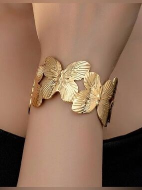 Stunning Nordstrom 18KT Gold dip Butterfly Cuff Bracelet